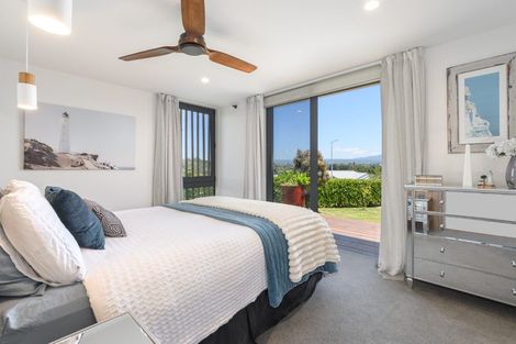 Photo of property in 3 Goldstone Place, Omokoroa, 3114
