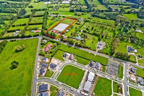 Photo of property in 108 Station Road, Kumeu, 0891