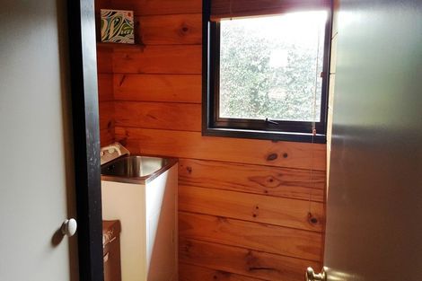 Photo of property in 1/302 Te Atatu Road, Te Atatu South, Auckland, 0610