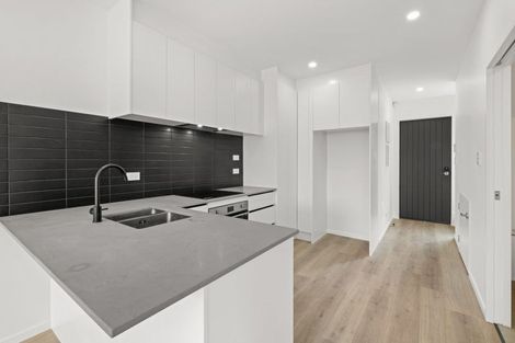 Photo of property in 2/28 Matapouri Road, Mangere Bridge, Auckland, 2022