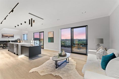 Photo of property in 10 Silverhill Lane, Silverdale, 0932