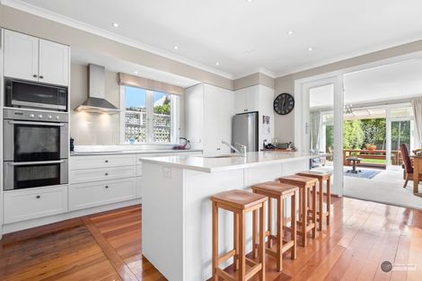 Photo of property in 5-7 Mahoe Street, Eastbourne, Lower Hutt, 5013