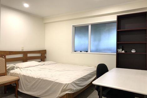 Photo of property in 20a Reeves Road, Pakuranga, Auckland, 2010