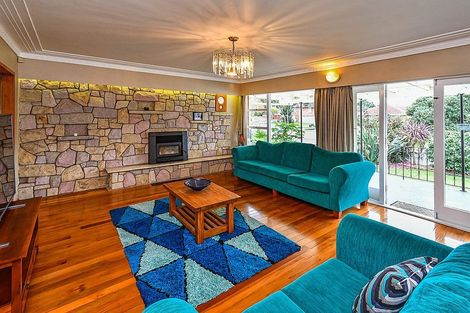 Photo of property in 6 Miles Avenue, Papatoetoe, Auckland, 2025