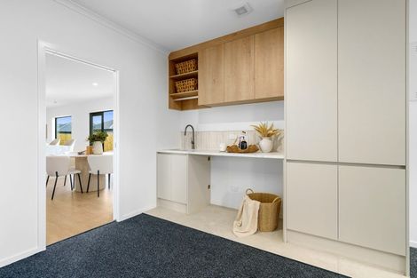 Photo of property in 9a Bourke Drive, Cambridge, 3434