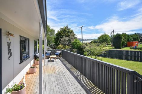 Photo of property in 9 Lynas Street, Outram, 9019