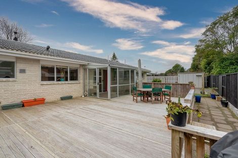 Photo of property in 8 Paretai Grove, Waikanae, 5036