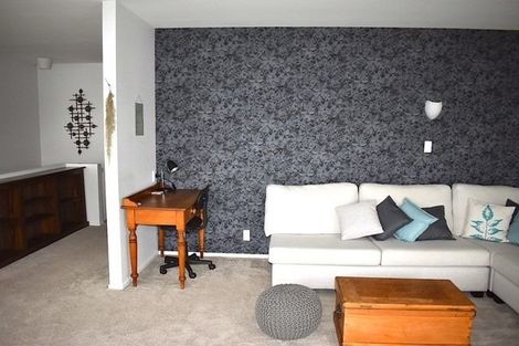 Photo of property in 85 Tiri Road, Tindalls Beach, Whangaparaoa, 0930