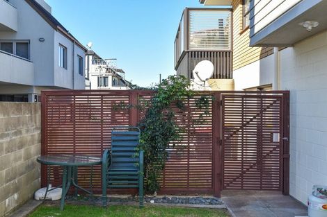 Photo of property in 6 Leinster Avenue, Mount Maunganui, 3116