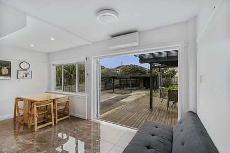 Photo of property in 256a Bucklands Beach Road, Bucklands Beach, Auckland, 2012