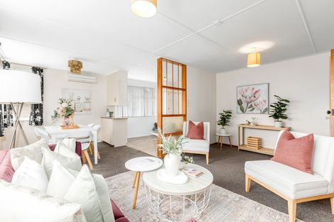 Photo of property in 8 Ngahue Crescent, Elsdon, Porirua, 5022