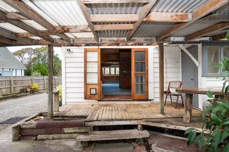 Photo of property in 14 Oregon Road, Te Awanga, 4102