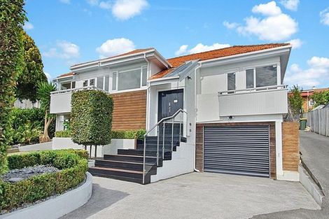 Photo of property in 14 Bank Street, Hillcrest, Auckland, 0627