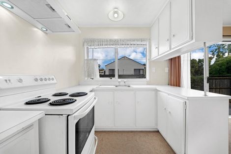 Photo of property in 11a Sharivari Place, Conifer Grove, Takanini, 2112
