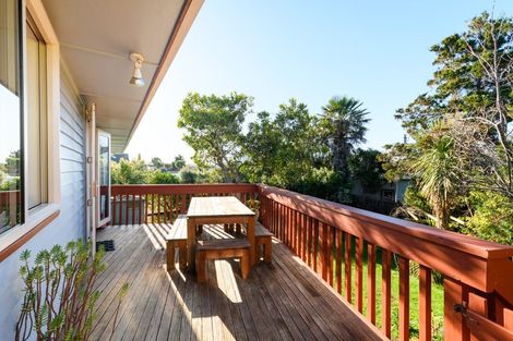 Photo of property in 39 Lincoln Terrace, Hokowhitu, Palmerston North, 4410