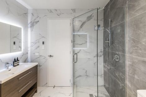 Photo of property in 12 Tagish Way, Orewa, 0931