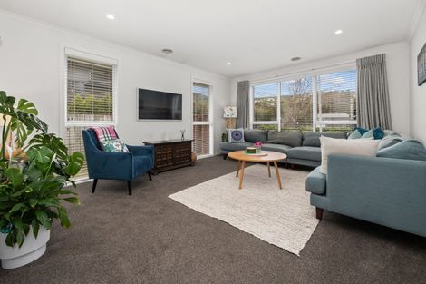 Photo of property in 35 Banks Boulevard, Whitby, Porirua, 5024