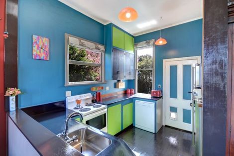 Photo of property in 5 Mosgiel Street, Mornington, Dunedin, 9011