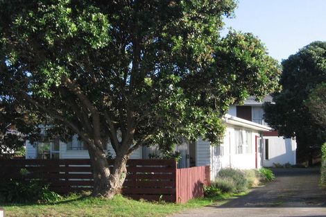 Photo of property in 1/1 Cluny Road, Plimmerton, Porirua, 5026