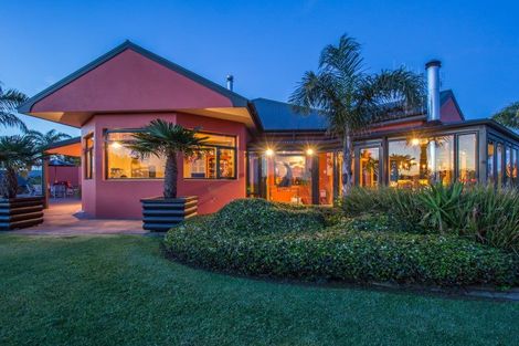 Photo of property in 1542 Ngunguru Road, Ngunguru, Whangarei, 0173