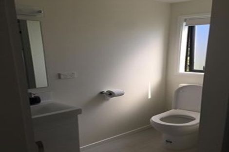 Photo of property in 52 Seaview Road, Paremata, Porirua, 5024