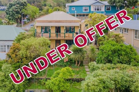 Photo of property in 2 Shackleton Terrace, Lyttelton, 8082