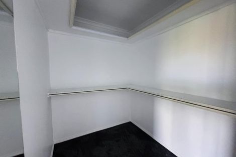 Photo of property in 69 Royal Oak Drive, Kelvin Grove, Palmerston North, 4414