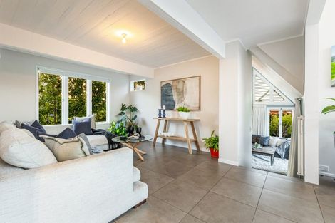 Photo of property in 12 Wairere Road, Torbay, Auckland, 0630