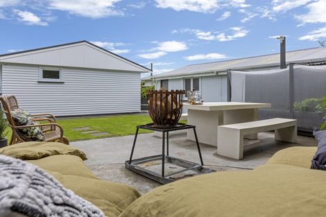 Photo of property in 14 Rosendale Avenue, Spotswood, New Plymouth, 4310