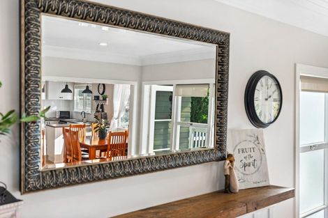Photo of property in 199 Waimumu Road, Massey, Auckland, 0614