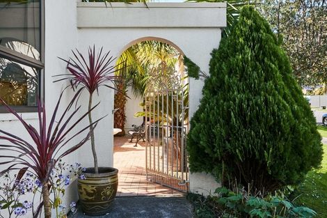 Photo of property in 24 Sunvale Crescent, Whataupoko, Gisborne, 4010