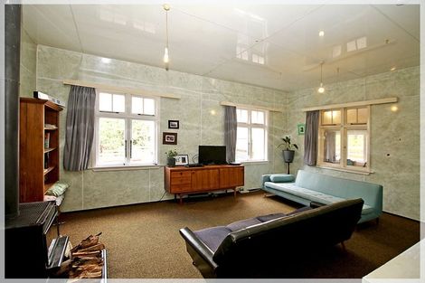 Photo of property in 3 Hay Street, Shannon, Palmerston North, 4474