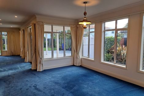 Photo of property in 11 Kereru Lane, Riccarton, Christchurch, 8011