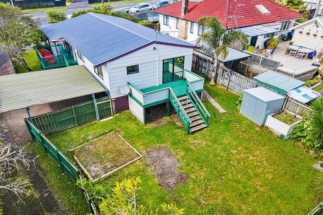 Photo of property in 2/33 Forest Hill Road, Henderson, Auckland, 0612