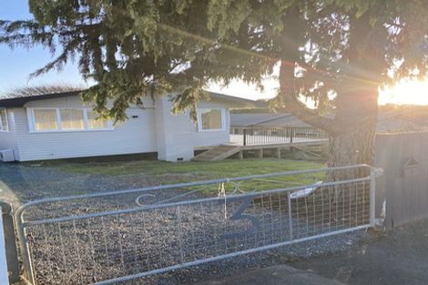 Photo of property in 3 Moore Street, Forest Lake, Hamilton, 3200