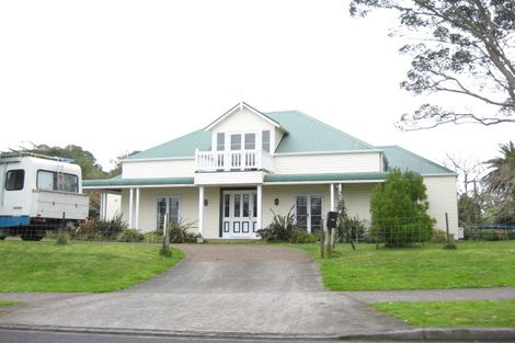 Photo of property in 46 Old South Road, Okato, 4335