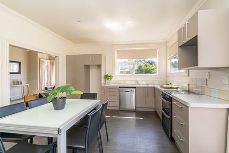 Photo of property in 56 Law Street, Caversham, Dunedin, 9012
