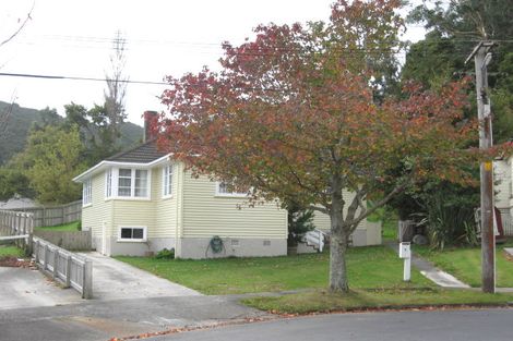Photo of property in 5 Reuben Grove, Naenae, Lower Hutt, 5011