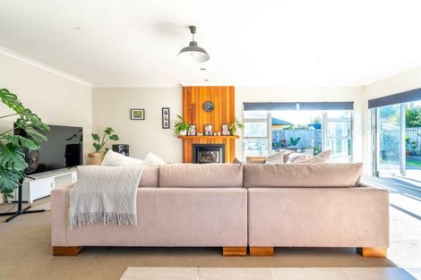 Photo of property in 9 Amery Place, Papamoa Beach, Papamoa, 3118
