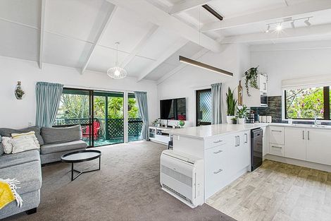 Photo of property in 2/33 Forest Hill Road, Henderson, Auckland, 0612