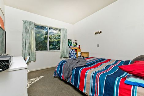 Photo of property in 22 The Close, Greenhithe, Auckland, 0632