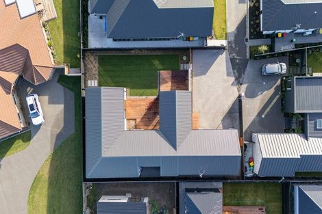 Photo of property in 28 Burkett Street, Marshland, 8051