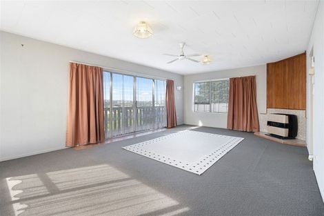 Photo of property in 38d Hetherington Road, Ranui, Auckland, 0612