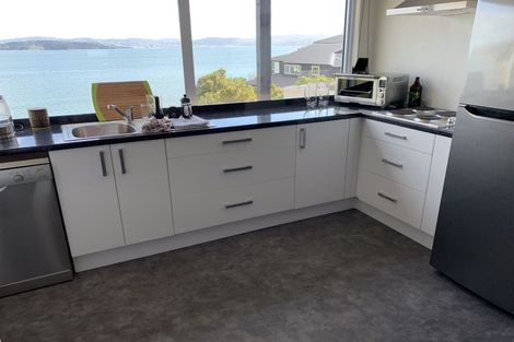Photo of property in 5 Rangiuru Road, Mahina Bay, Lower Hutt, 5013