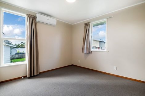 Photo of property in 73 Taurus Crescent, Beach Haven, Auckland, 0626