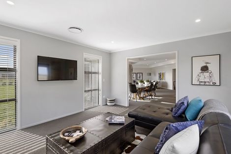 Photo of property in 14 Kingsdowne Drive, West Melton, 7618