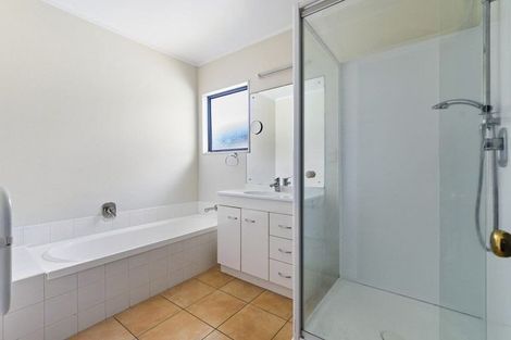 Photo of property in 23a Grove Road, Papakura, 2110