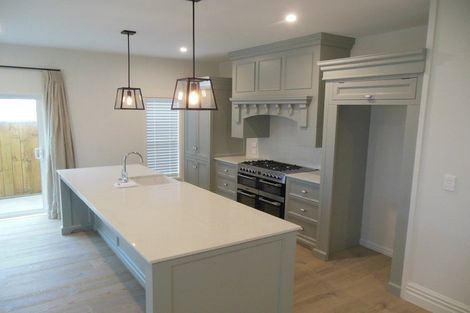 Photo of property in 31 Cassinia Close, Papamoa Beach, Papamoa, 3118