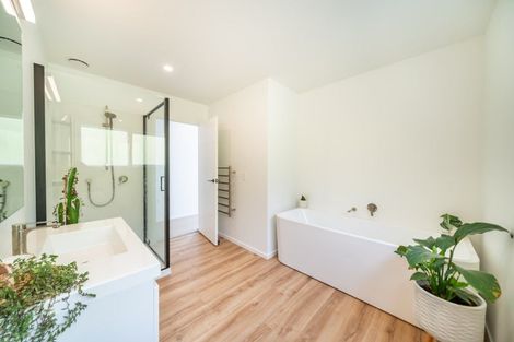 Photo of property in 23 Thornbury Lane, Timberlea, Upper Hutt, 5018