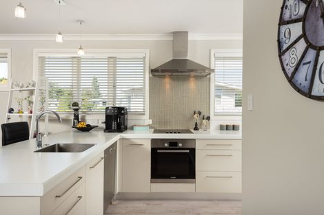 Photo of property in 10 Landscape Road, Otumoetai, Tauranga, 3110